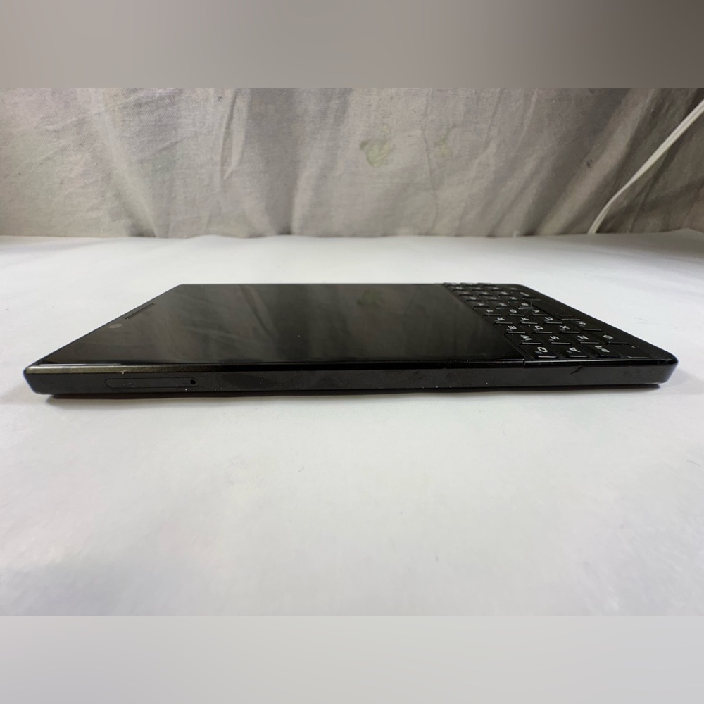BlackBerry Key2 - Picture 5 of 6